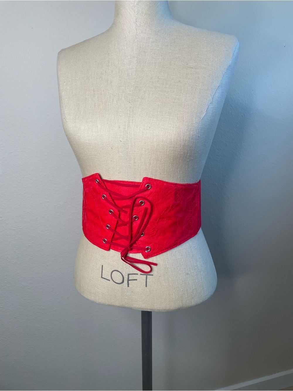 Grunge glam Red Lace-Up Wide Waist Belt